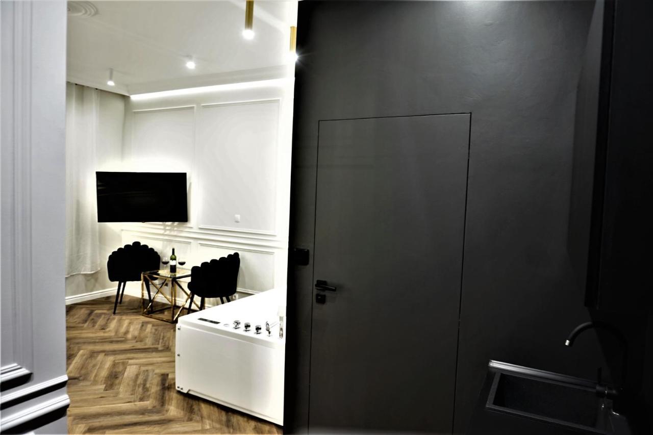 Luxury Jacuzzi Apartment Kraków Exteriör bild